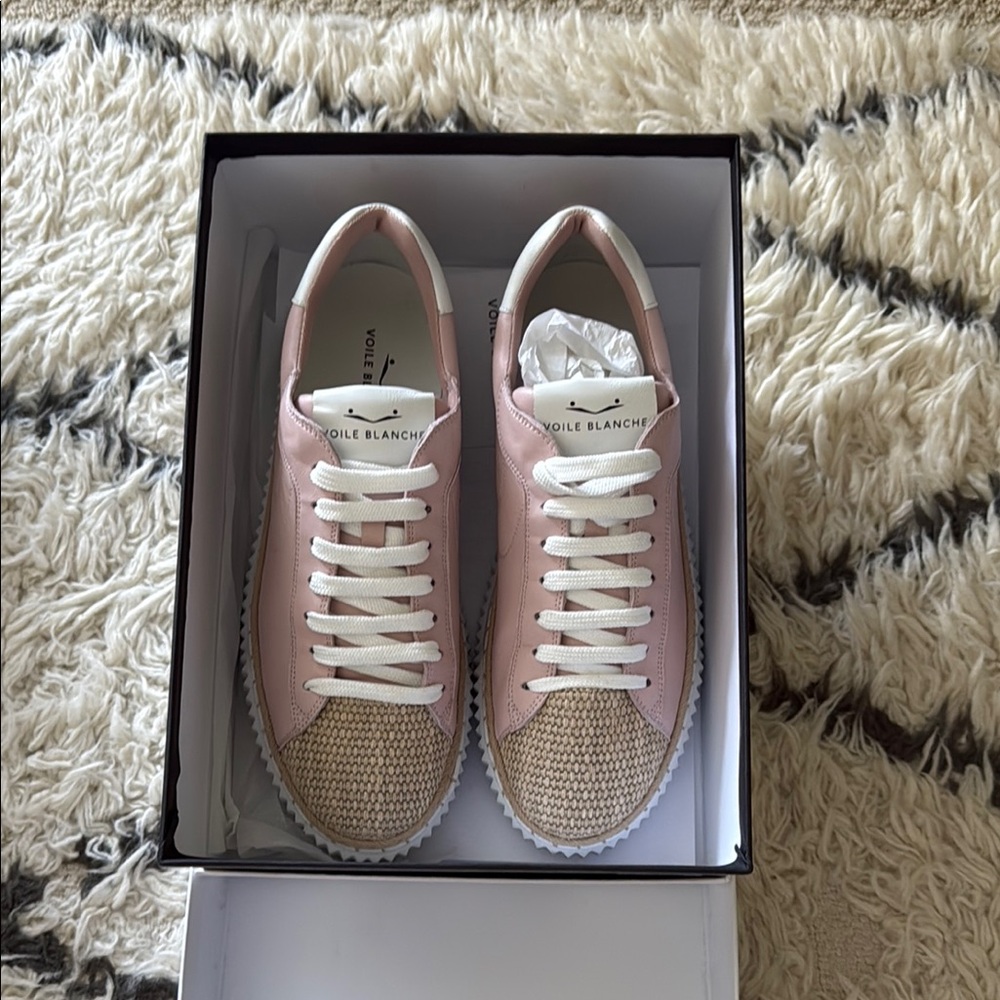 Voile Blanche Pink and Tan Sneakers Sleek Design - Picture 1 of 6